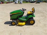 John Deere X 350 Riding Mower