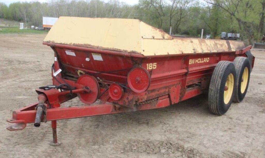 New Holland 185 Spreader