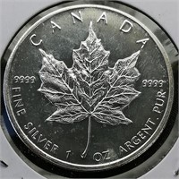 2008 Canada $5 Silver Coin Maple Leaf 1 t oz.