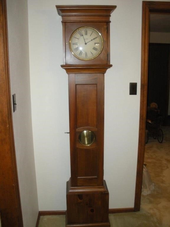 Ethan Allen Grandfather Clock  78 inches tall