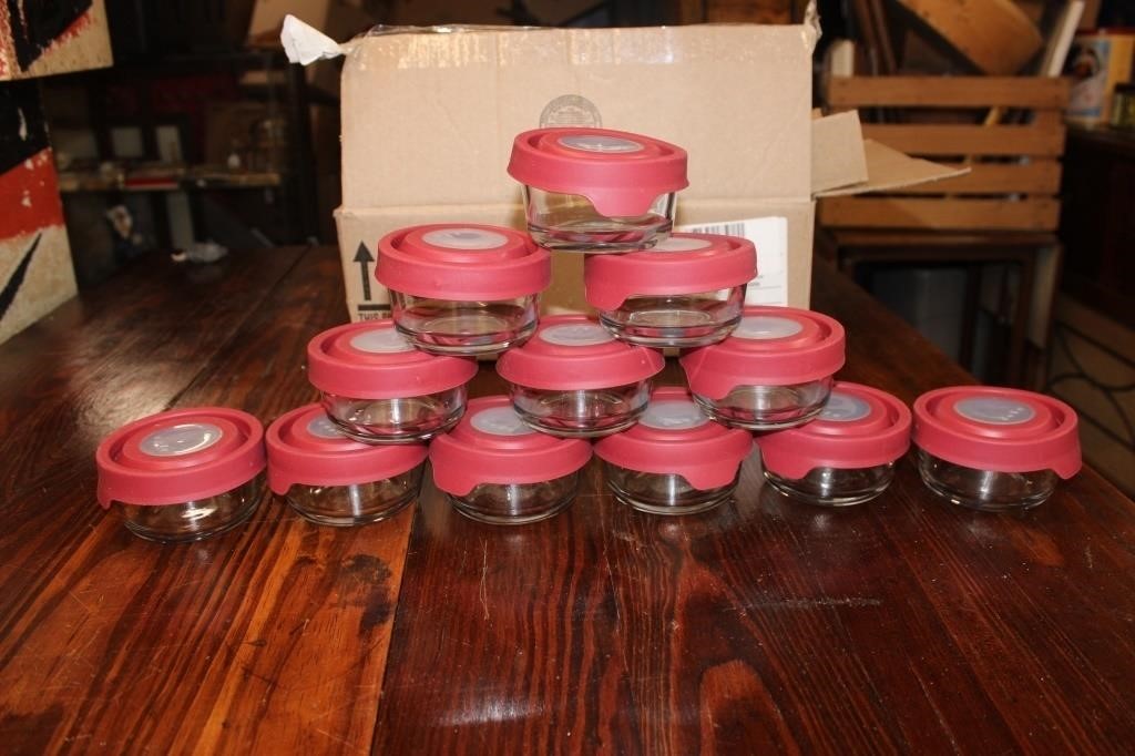 Anchor Hocking Glass containers with Lids NEW