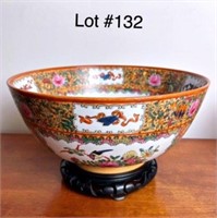 VINTAGE CHINESE ROSE MEDALION BOWL.