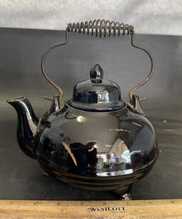 VINTAGE BLACK REDWARE TEA POT W/WIRE HANDLE