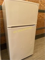 Criterion (Menards) Refrigerator