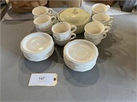 DISH SET UNABLE TO MAKE OUT NAME BRAND