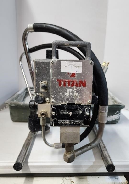 Titan 440 Airless Piston Pump and Paint