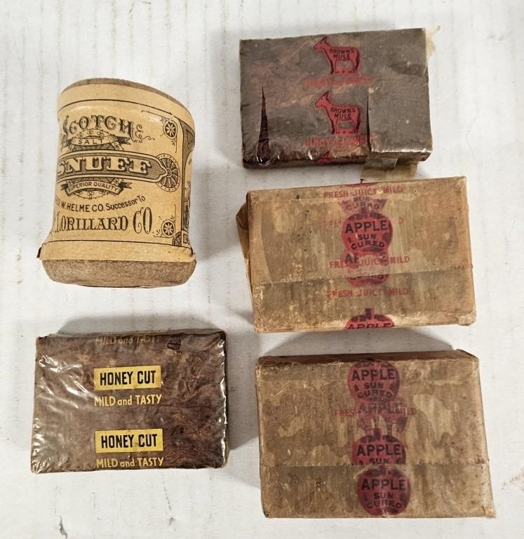 Tobacco Pouches