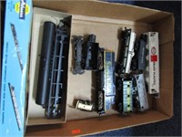 "HO" MODEL TRAIN CARS