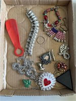 Brooches, bracelet