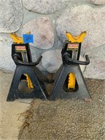 Two Craftsman 3.5 Ton Adjustable Stands