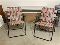 2 Folding Lawn Chairs