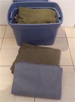 (6) BLANKETS IN TOTE, SOME ARE WOOL