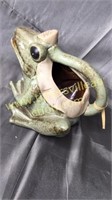 Pottery frog pitcher 9x6h