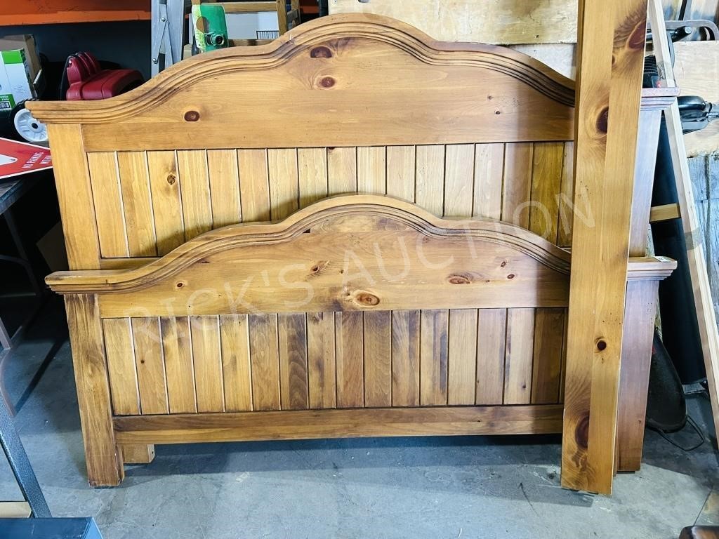 Rustic pine wood bed frame set