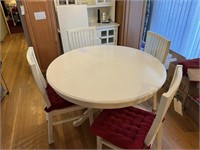 DINING ROOM TABLE WITH 4 CHAIRS