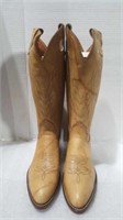 Size 9.5 AA cowboy boots