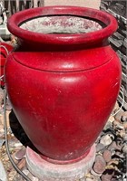 B - OUTDOOR PLANTER POT (PLASTIC) (Y51)