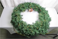 Christmas:  XL Large Wreath w/Lights