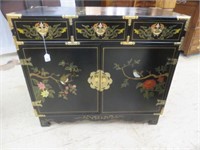 HAND PAINTED ORIENTAL ENTRY CABINET