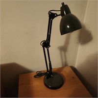 ADJUSTABLE LAMP