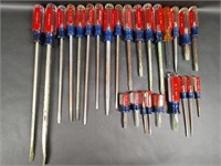 Set of 26 Craftsman Screwdrivers