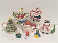 5 Christmas Themed Teapots & Candle Holders