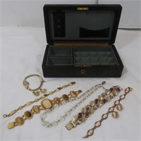 Costumer Jewelry w/Box-Cameo Bracelet/Earrings