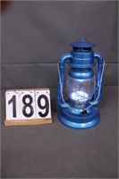 Battery Operated Lantern (Works)