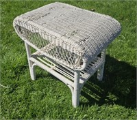 Wicker table 23"16"23"