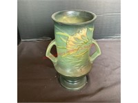 Roseville Vase 123-9" -Freesia