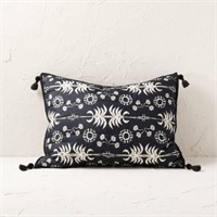Palm Frond Printed Quilt Sham - Black/Off-White