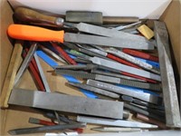 BOX LOT OF CHISELS AND FILES