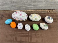 9PC Lot Ceramic Eggs