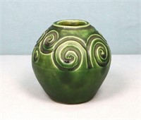 Mansei Green Matte Pottery Vase