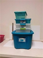 Small tote , 4 storage containers