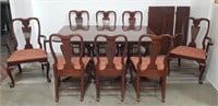 Vintage mahogany dining table w/ 8 dining chairs