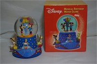 2001 Mickey Mouse Water Globe