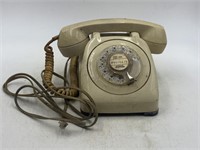 Vintage standard GTE rotary dial telephone
