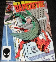 DAREDEVIL #225 -1985