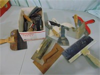 Large lot of trowels, and painting tools