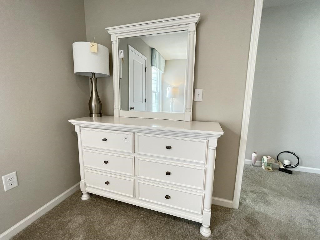 4PC DRESSER, NIGHTSTANDS & MIRROR