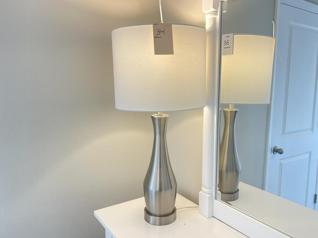 TABLE LAMP