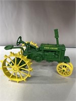 Cast iron John Deere tractor