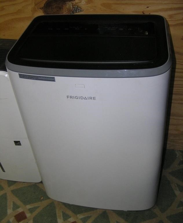 Frigidaire in room air conditioner