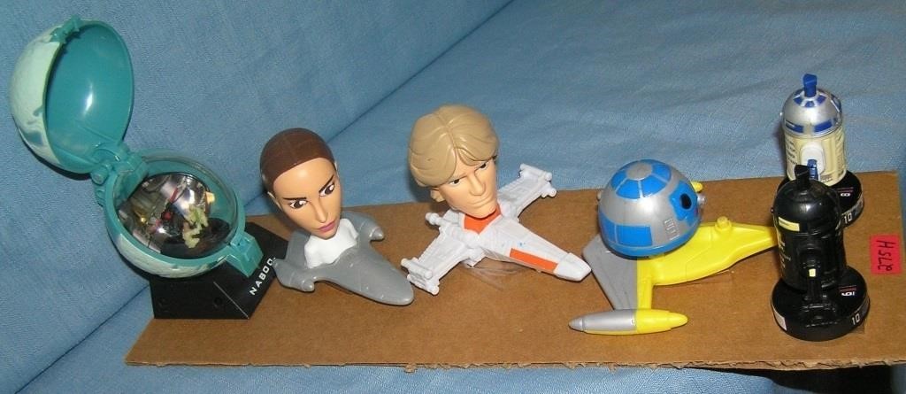 Group of vintage Star Wars toys and collectibles