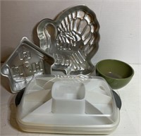 Pampered chef  tray and cake pans