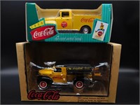 COCA-COLA DIE CAST COLLECTIBLES LOT OF 2