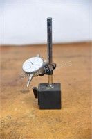 Mitutoyo Magnetic Stand With Dial Indicator