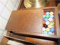 Wood box w/ marbles BR2