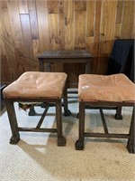 Antique 3 Pc Table & Stools with Clawed Feet
